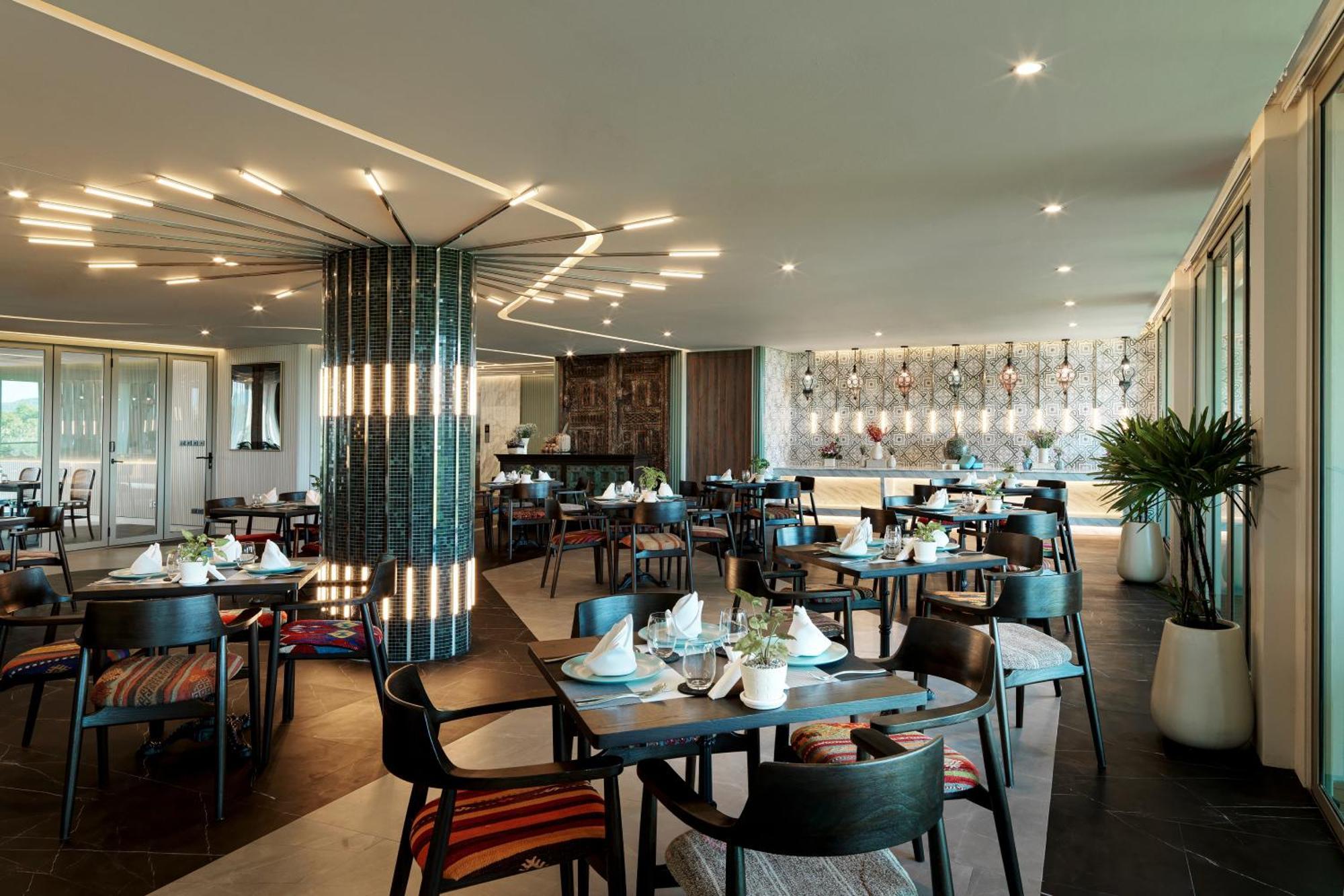 Wyndham Grand Nai Harn Beach Phuket Ngoại thất bức ảnh